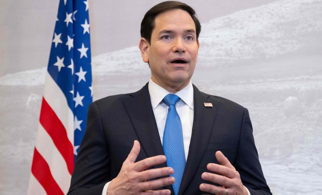 El secretario de Estado de Estados Unidos, Marco Rubio, subrayó durante una conversación telefónica con su homólogo ruso, Serguéi Lavrov, la necesidad de acabar "ya" la guerra de Ucrania. Foto: AFP