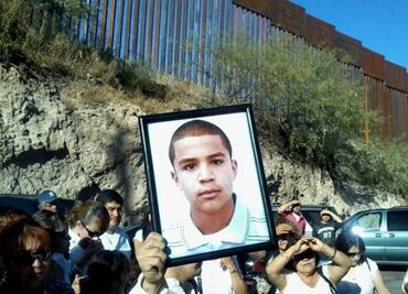 Family of Mexican teen shot by agent can sue