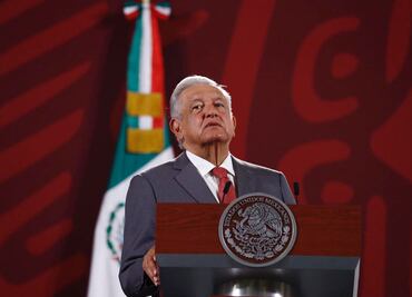 "Es maniobra de técnicos corruptos echados a perder": AMLO descarta replantear espacio aéreo