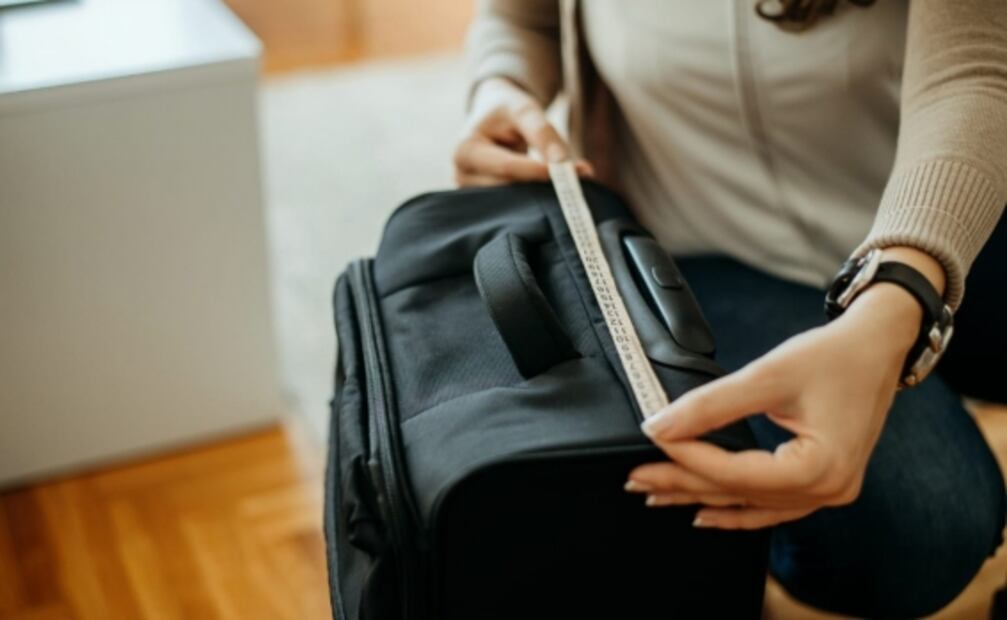 Cuántas maletas puedes llevar en el avión con la tarifa más económica