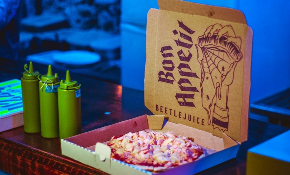 Disfruta de pizzas clásicas en un ambiente divertido. Foto: Facebook/ La Extraña Pizza