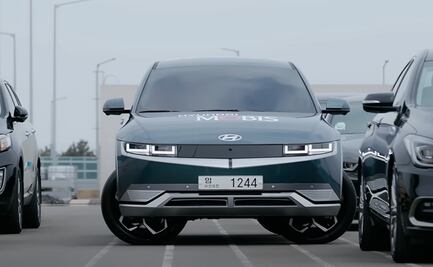 Hyundai crea llantas que giran 90 grados para estacionarte en paralelo