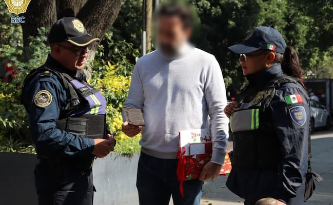 Policías capitalinos realizan operativo preventivo en Lomas de Chapultepec; alertan sobre dos modalidades de fraude