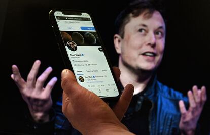 Musk admite gran caída de ingresos de Twitter por retirada de anunciantes