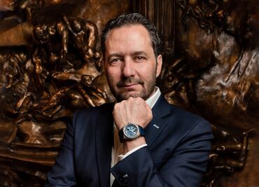 “No por tener 150 años, te debes vestir como tu abuela”