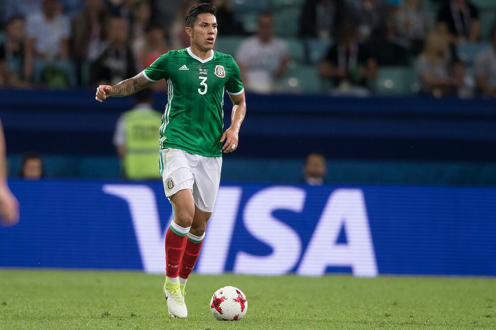 Imago7. Carlos Salcedo durante un juego de la Selección Mexicana rumbo al Mundial de Rusia 2018