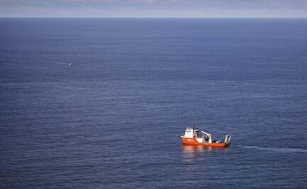 Náufrago sobrevive 14 horas a la deriva flotando sobre "un trozo de basura"