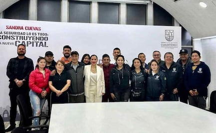 Sandra Cuevas entrega créditos de 50 mil pesos a afectados por incendio en Tepito