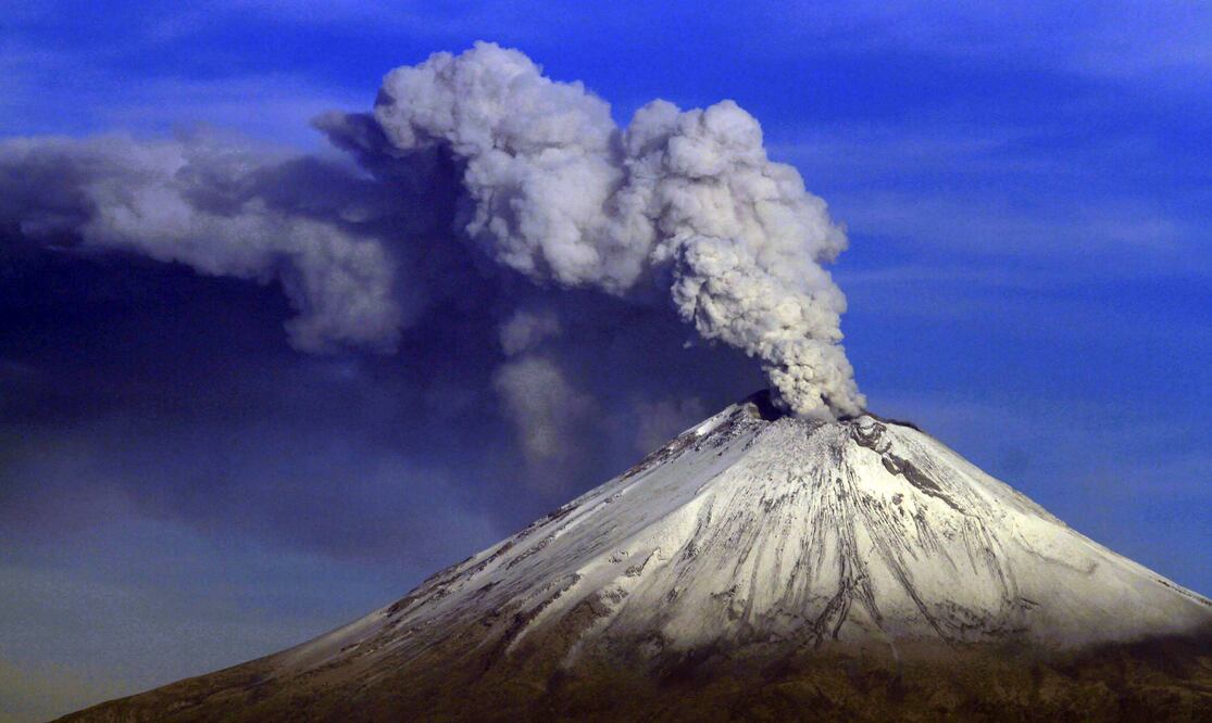 Desde expulsiones de ceniza hasta lagos de lava, estos son los volcanes más activos del mundo. / Foto: Archivo EL UNIVERSAL