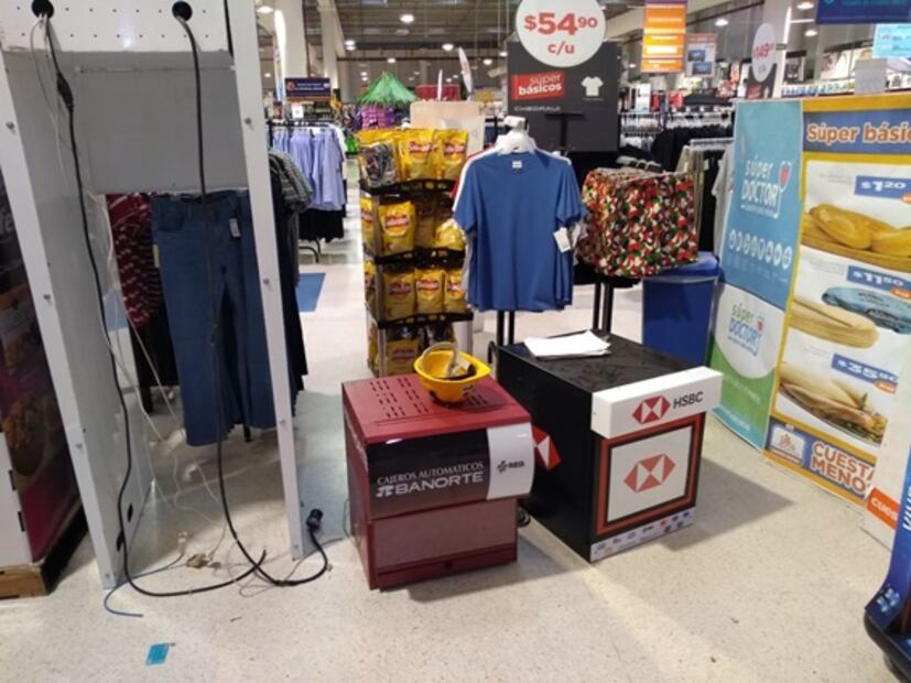 Sujetos armados someten a guardia y vacían cajeros en Chilpancingo