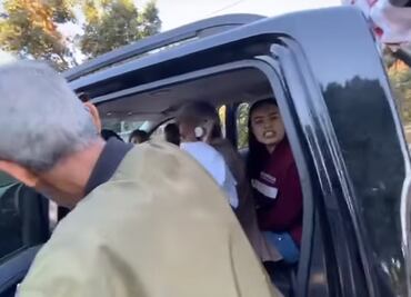 Hijo de Mireles encara a viuda de su padre; ella responde con manotazos