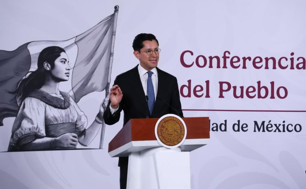 Canciller Roberto Velasco durante la conferencia de prensa de la presidenta Claudia Sheinbaum este 9 de junio. Foto: Karla Guerrero / EL UNIVERSAL