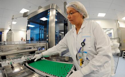 Científicos inician pruebas de vacuna de VIH en 2 mil mujeres