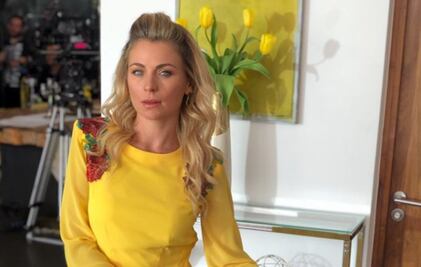 Así se ve Ludwika Paleta en mini bikini a los 42 años