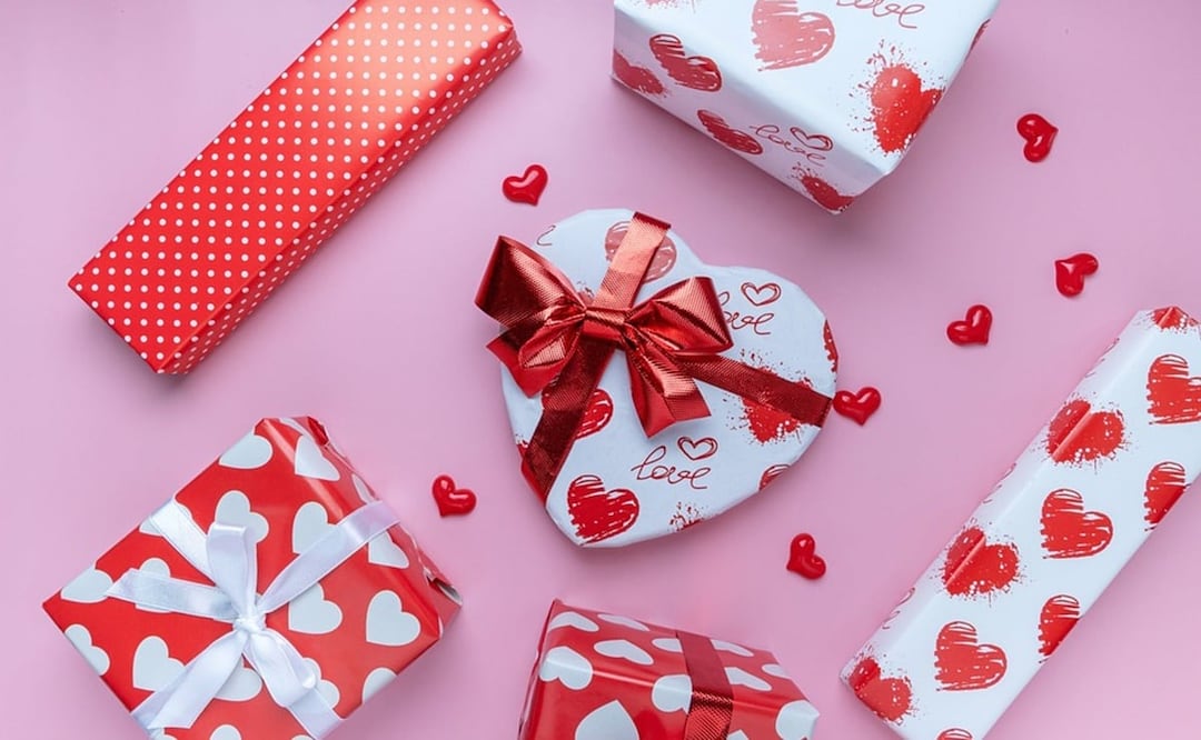 A unos días de San Valentín, las compras para hacer regalos a la pareja se realizan cada vez más vía electrónica. Foto: Ilustrativa. Pixabay