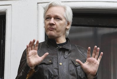 ¿Por qué Suecia cerró la investigación por violación contra Assange?