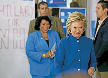 Escándalo golpea la campaña de Hillary Clinton