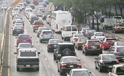 Hoy no circulan autos con engomado rosa