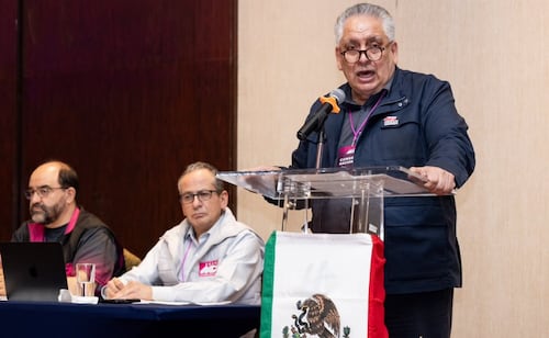 Tribunal Electoral da revés a Somos México; ordena al partido cambiar nombre, emblema y colores