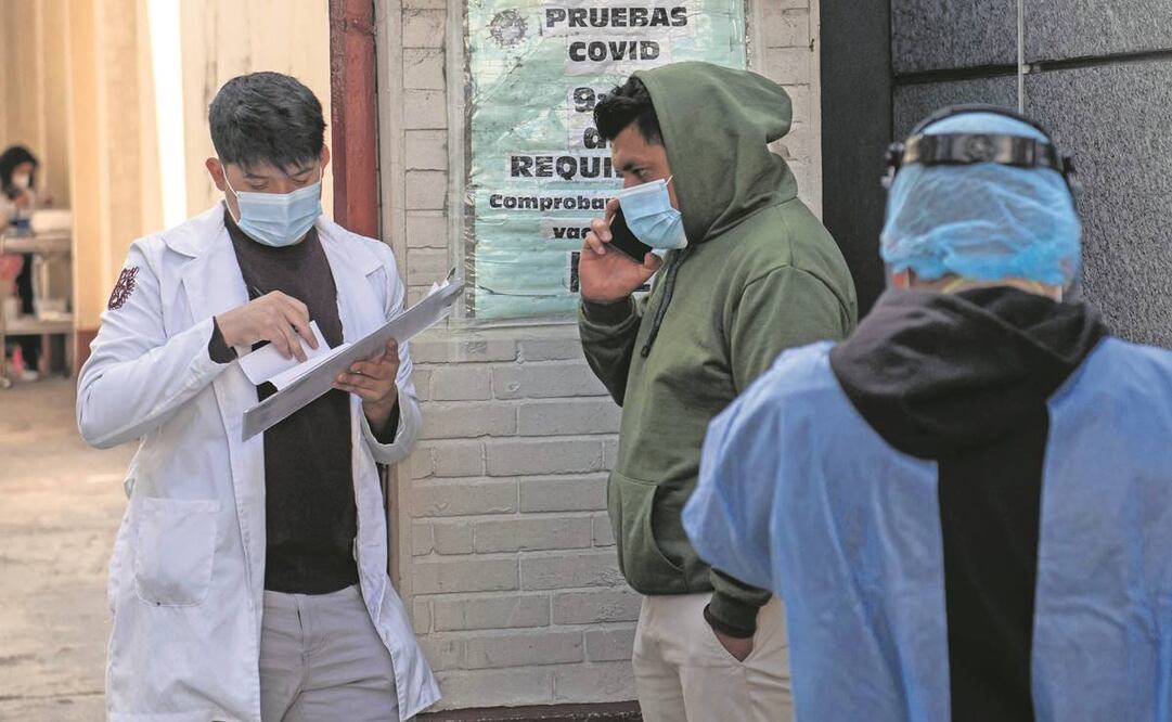 Expertos indican que se esperaban más contagios de Covid por el invierno y mayor circulación de males respiratorios.