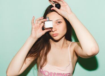 Para qué sirve guardar el perfume en el refrigerador