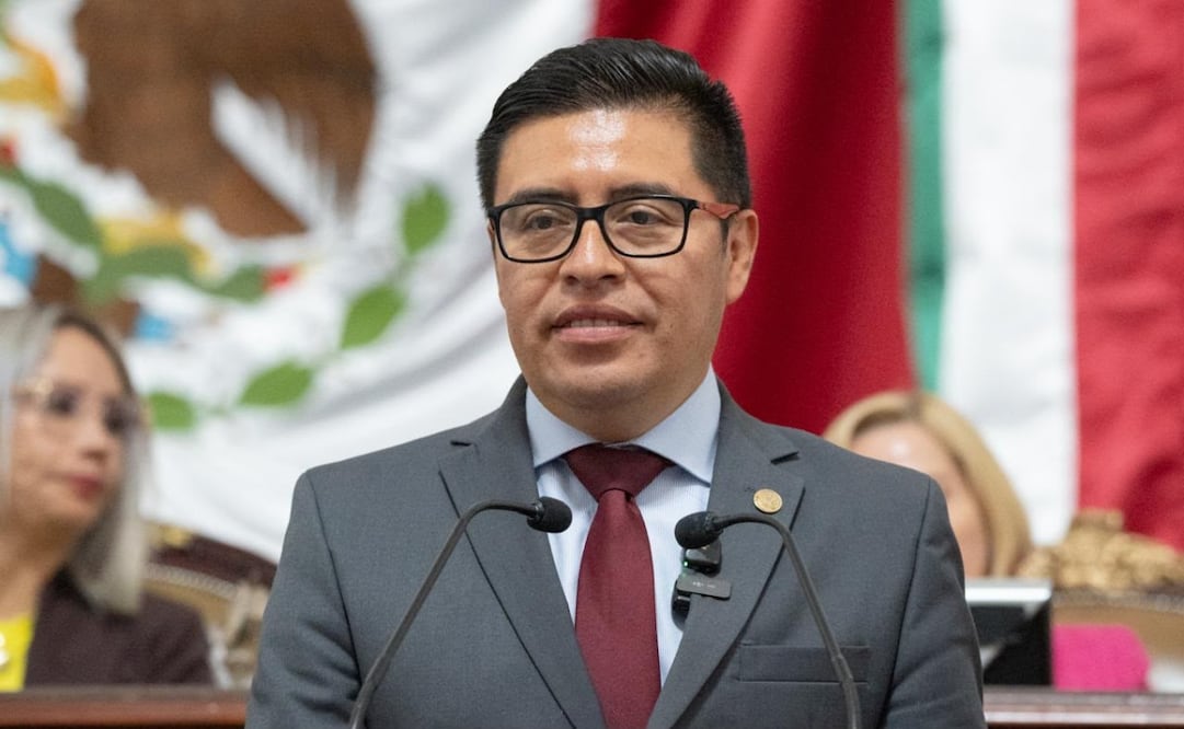 El diputado local de Morena, Alberto Vanegas, presentó una iniciativa, este 8 de septiembre del 2026, para prevenir y erradicar las "novatadas" en escuelas. Foto: especial