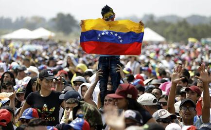 Comienza en Cúcuta el multitudinario concierto "Venezuela Aid Live"