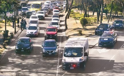 Este martes 10 de marzo no circulan autos con engomado rosa