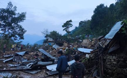 Fallece una menor por desgajamiento de cerro en Huautla de Jiménez, Oaxaca; hay cinco lesionados 