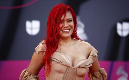 Karol G se une a trend de TikTok con video hablando inglés