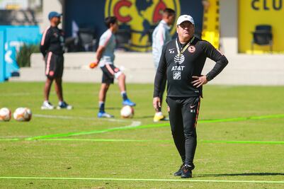 América se prepara con muchas ausencias