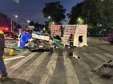 Choque entre tráiler y camioneta en Lindavista; una persona resultó gravemente herida