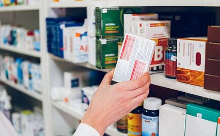 Sheinbaum anuncia denuncias por robo y venta de medicamentos en sector público; Buenrostro informará detalles