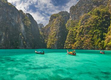 ¿Buscas trabajo? Te pagan por visitar Tailandia y conducir un documental