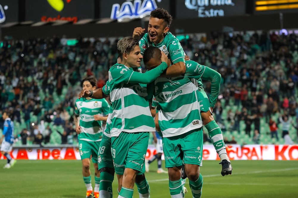 Santos por fin ganó en el Clausura 2024; aplastó al Puebla en Torreón - Foto: Imago7