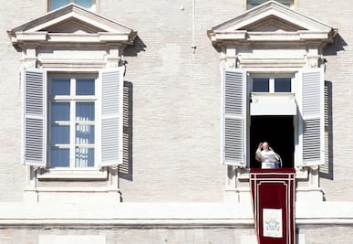 Papa condena la "locura homicida" tras atentado de Nueva York