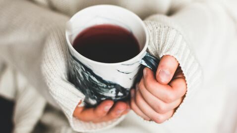 La fruta originaria de Persia que alivia el dolor y la irritación en la garganta