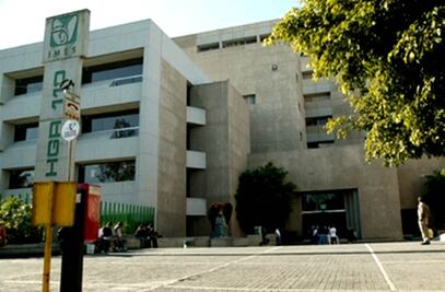 Denuncia mujer al hospital 57 del IMSS por negligencia