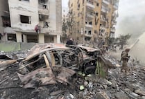 Israel lanzan ataques contra Hezbolá en Líbano pese a tregua; el alto el fuego se extendió por 45 días más, según EU