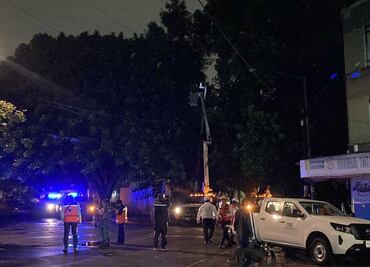 Reportan incendio de transformador por corto circuito en Benito Juárez