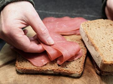 Qué pasa si te comes la baba blanca del jamón