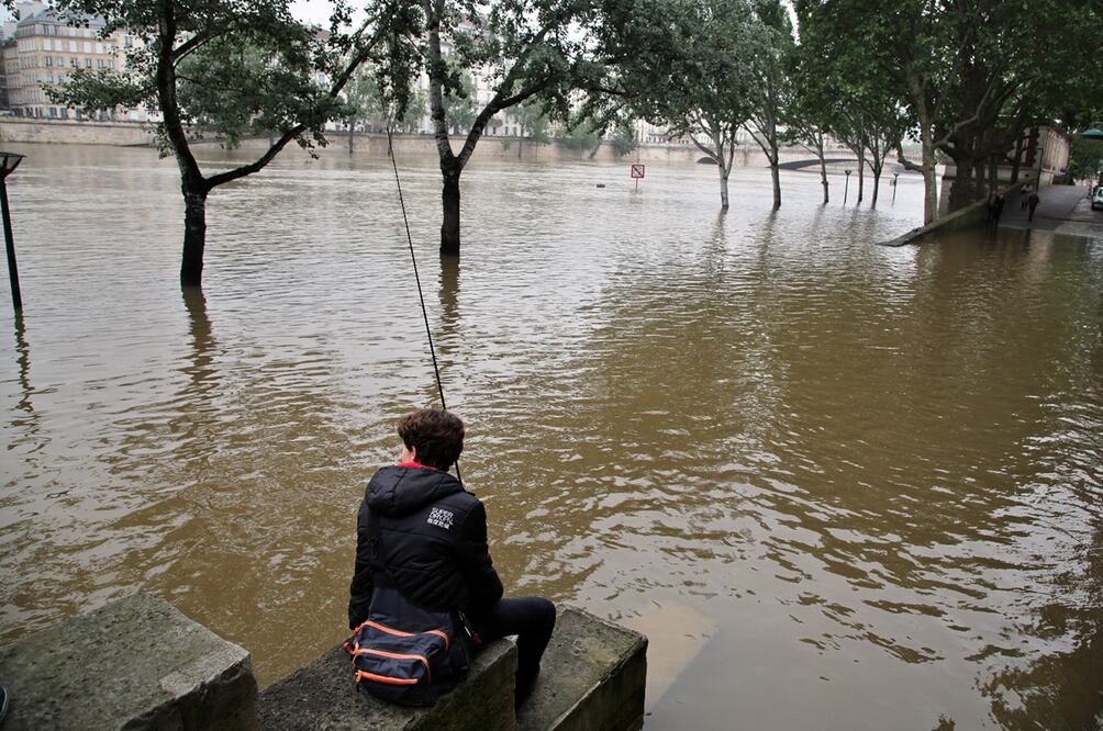 Orillas del río Sena, en París. Foto: AP / Thibault Camus, archivo