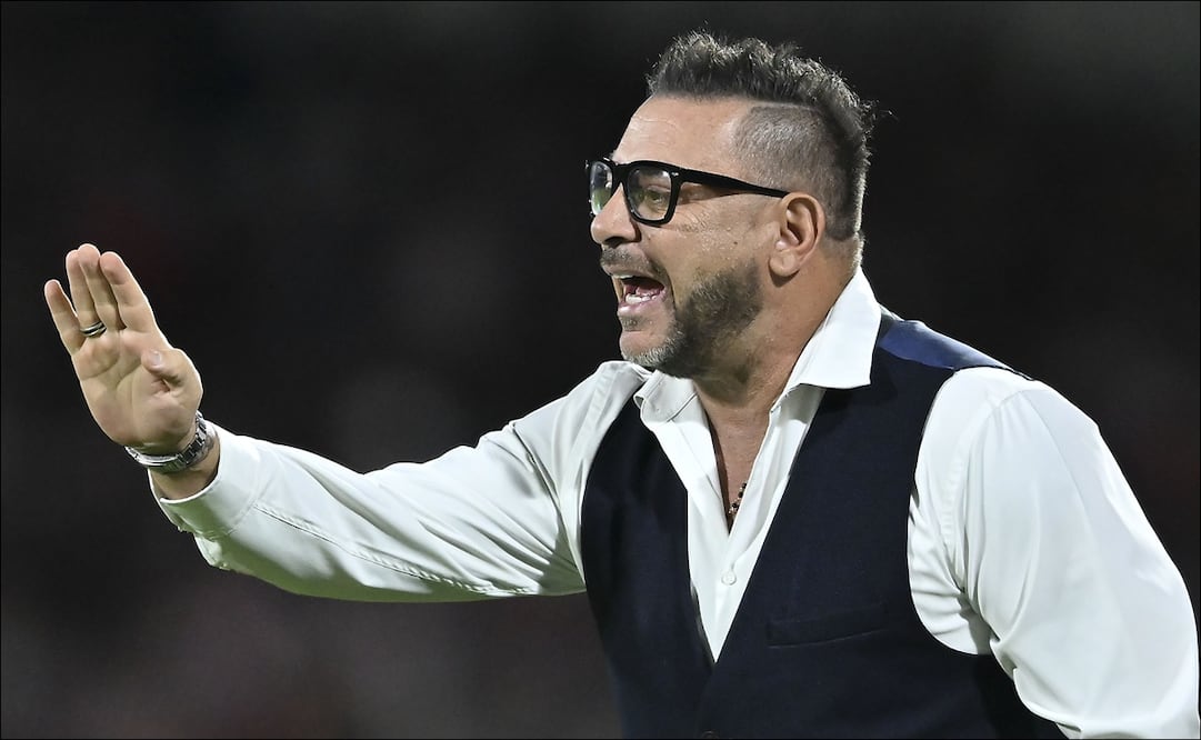 Antonio Mohamed es el nuevo entrenador del Toluca; el 'Turco regresa a México y así fue presentado - Foto: Imago7