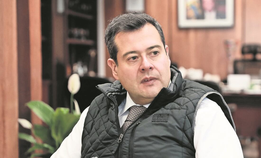 El secretario de Desarrollo social dice que seguirá trabajando de forma normal hasta que el jefe de Gobierno le asigne alguna tarea. ARCHIVO EL UNIVERSAL