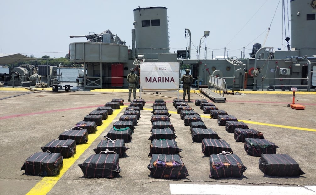 Aseguramiento de cocaína por parte de la Semar en costas de Michoacán. Foto: Secretaría de Marina