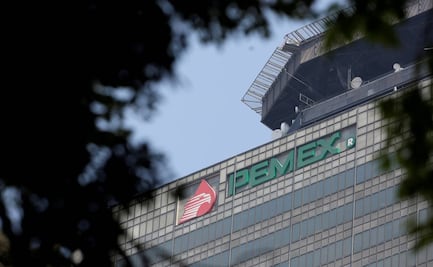 Pemex y UIF firman convenio para combatir la corrupción dentro de la petrolera