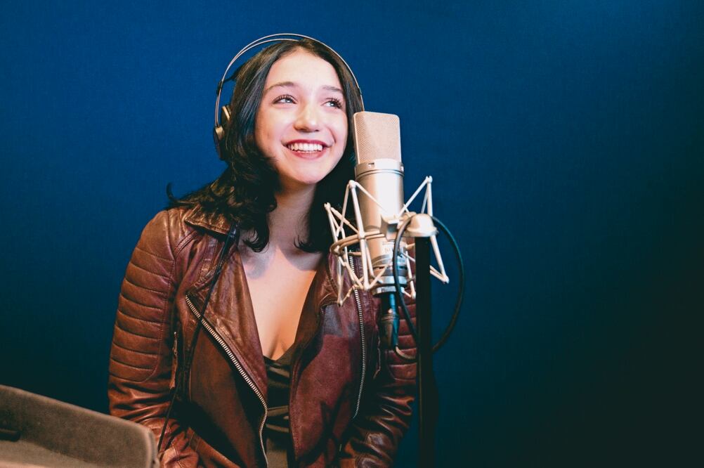 Nina da voz a Liberty, una cachorra de la Patrulla Canina. Foto: Paramount+