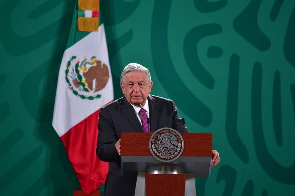 Congreso era un tianguis donde se comerciaba de todo: AMLO