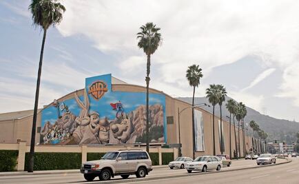 Warner Bros. estima en 500 mdd las posibles pérdidas por huelga de Hollywood