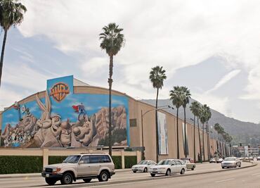 Warner Bros. estima en 500 mdd las posibles pérdidas por huelga de Hollywood